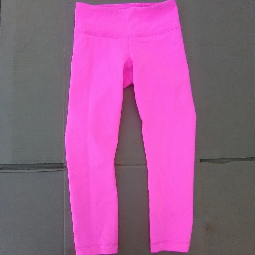 Rare Lululemon athletica winder in crop zing pink - Picture 3 of 7